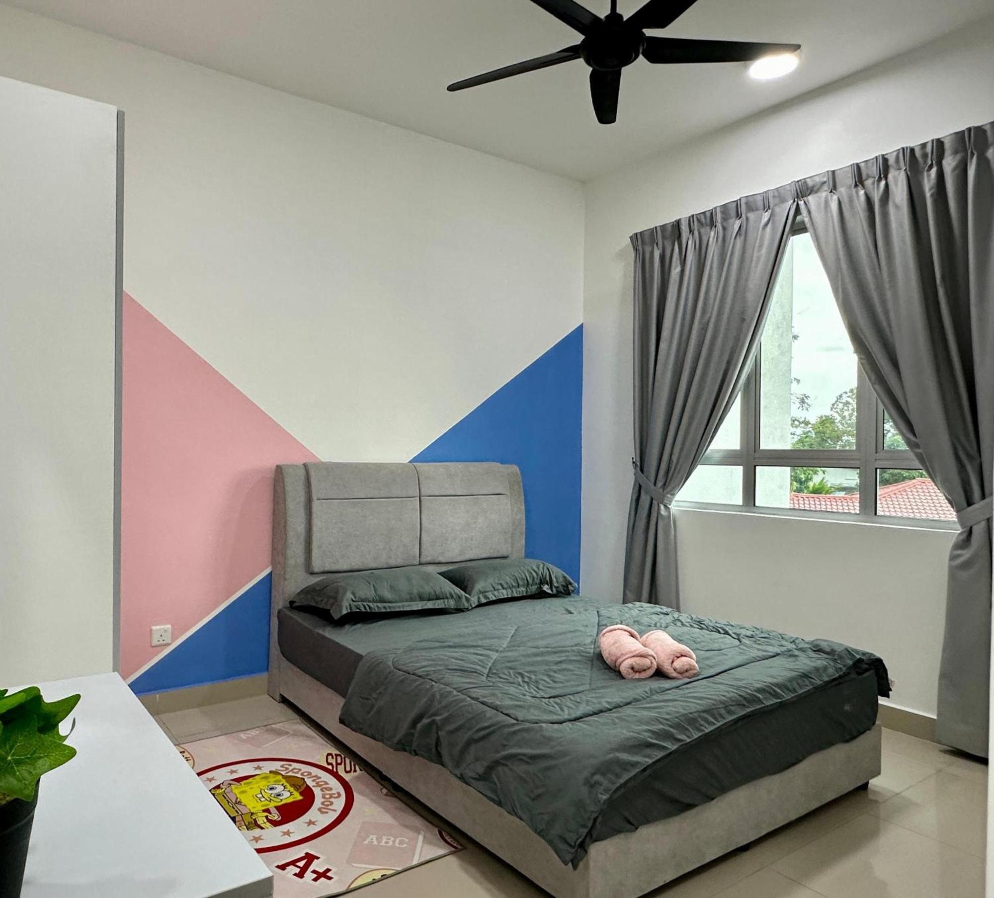 - 5pax Cozy Apartment